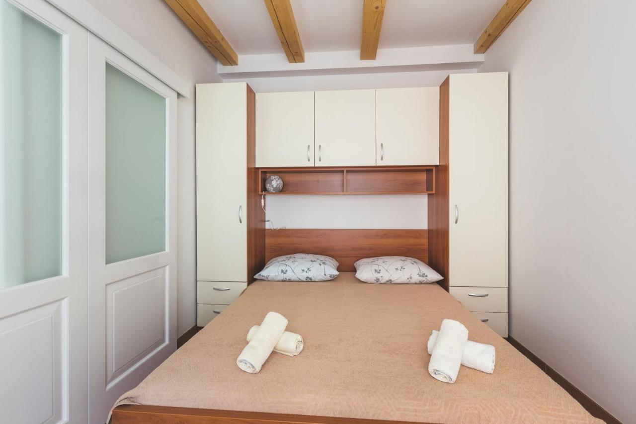 Vinea Apartmani Umag, Ulica G Garibaldia 2 Exterior foto